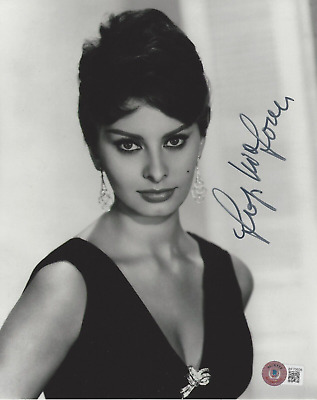 Sophia Loren Signed 8x10 Photo Italian Sexy Actress Model 3 Beckett Coa