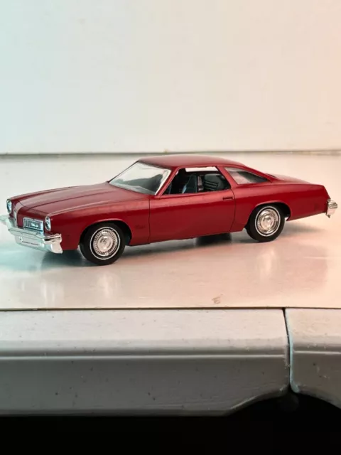 Jo-Han 1975 Oldsmobile Cutlass Promo Car