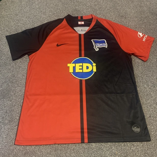 BSC Hertha Berlin 2015 - 2016 Home football Nike shirt #25 Brooks size Large