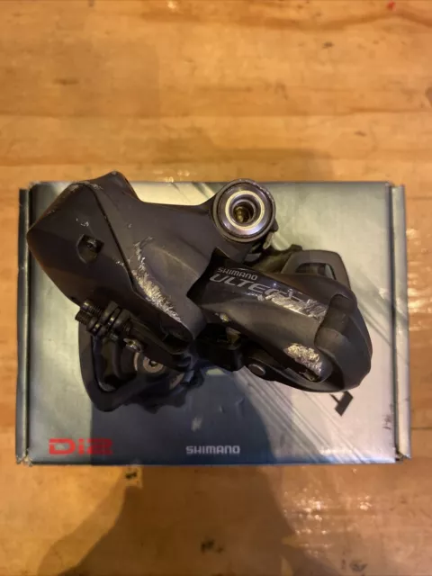 Shimano Ultegra Di2 Rear Derailleur Rd-6770 10 Speed