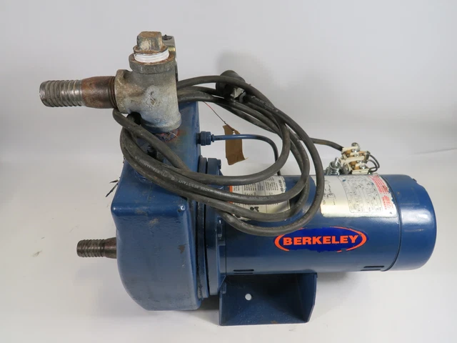 Berkeley 7HL Convertible Jet Pump C/W A.O. Smith AC Motor 3/4HP RUST ! WOW !