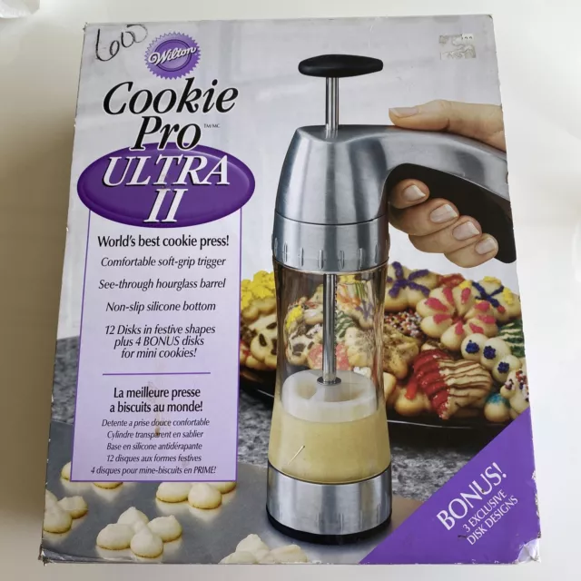 Wilton Cookie Pro Ultra II Cookie Press w/ 19 Shaping Disks in Original Box USED