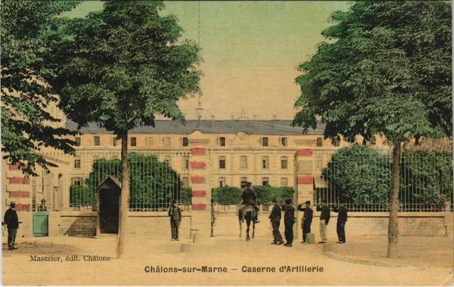 CPA CHALONS-sur-MARNE - Caserne d'Artillerie (126108)