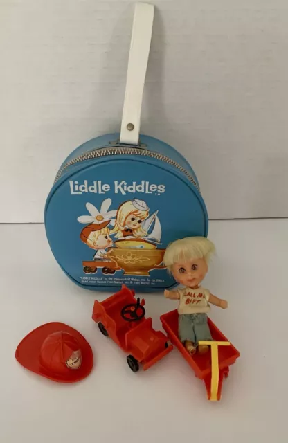 Vintage 1960s Mattel Liddle Kiddles Biff Doll & Round Carrying Case + 3