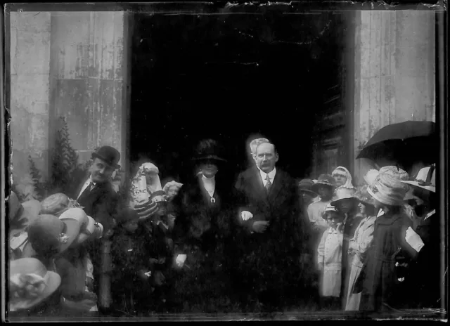 Plate Glass Photo Negative Black and White 2 3/8x3 1/2in Cérémonie Vintage