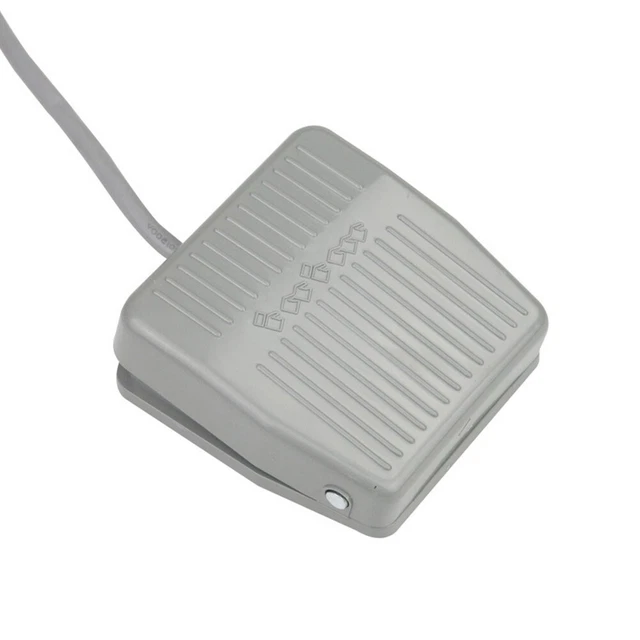 Pedale Interruttore In Alluminio Per Saldatrice A Punti - Cavo 1,5 M, Connettore 5,5x2,1 Mm