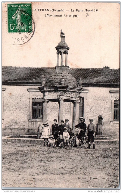 33 COUTRAS - le puits Henri IV (monument historique)
