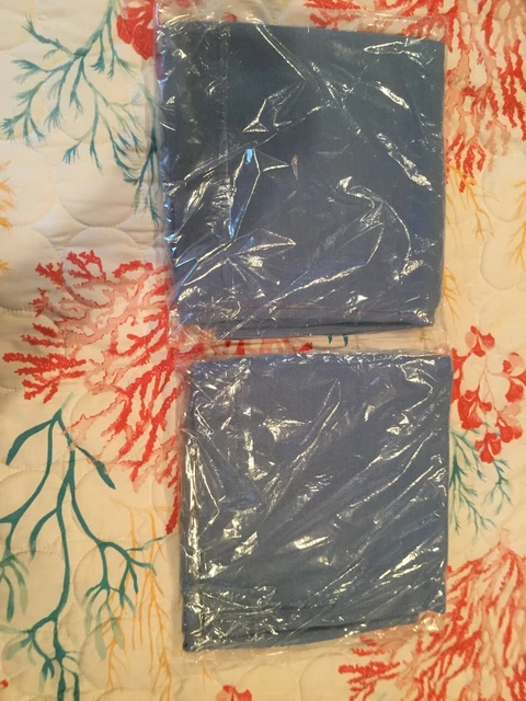 Delta Airlines Blanket - First Class - Blue set of 2 new Delta Airlines Blanket - First Class - Blue set of 2 new
