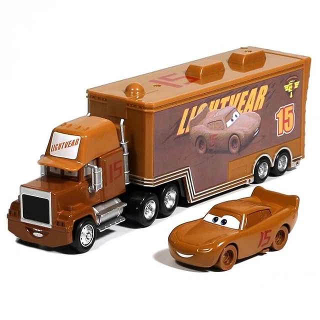 3GEN. DISNEY PIXAR Cars NO.15 Muddy McQueen Mack & Hauler Truck Diecast