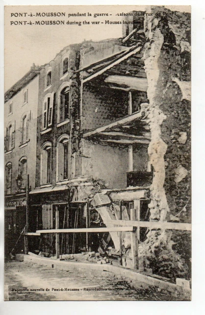 PONT A MOUSSON - Meurthe et Moselle - CPA 54 - la rue du pont bombardée