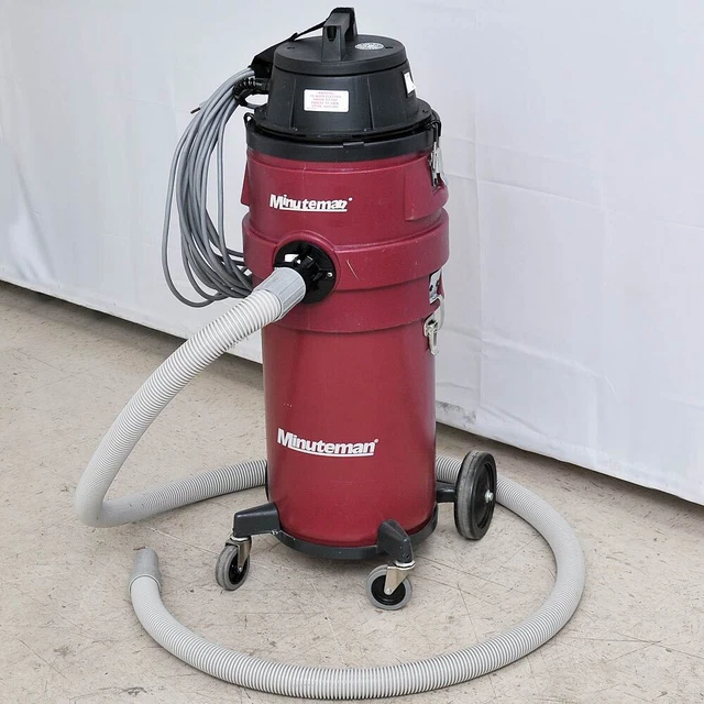 Minuteman 829 series Commercial HEPA Wet/Dry Vacuum 6 Gallons 50' Cord 829116