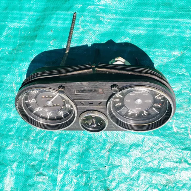 Mercedes W114 250 Instrument Cluster Jauge Compteur de Vitesse Horloge Tableau