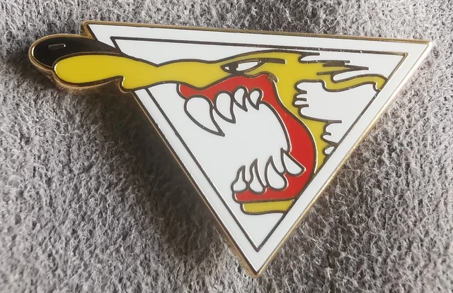 Pin's Rare Camel – Avion Hydravion Tabac – Signé Arthus Bertrand – État Neuf Sous Blister