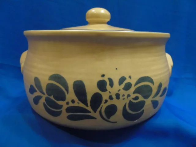 Vintage Glazed Pottery/Stoneware Crock Covered Casserole