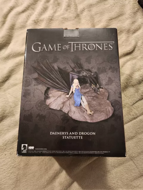 Dark Horse Game of Thrones Daenerys And Drogon