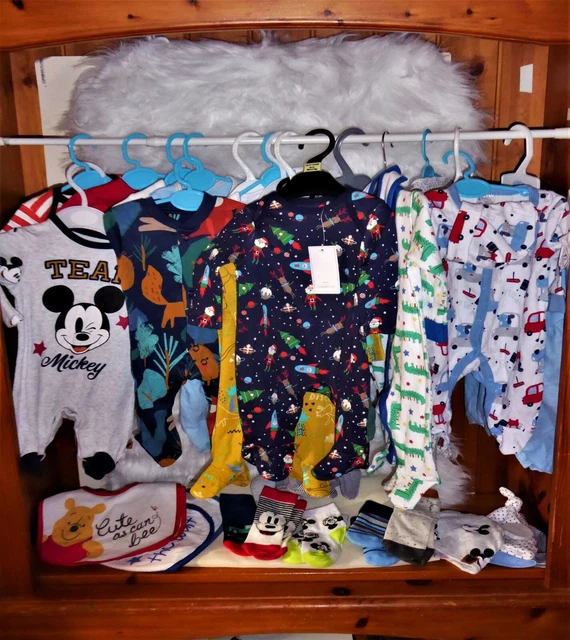 Pacchetti vestiti per bambini economici 0-3 m ""lotto misto"" NEXT, DISNEY, GEORGE-Bulk
