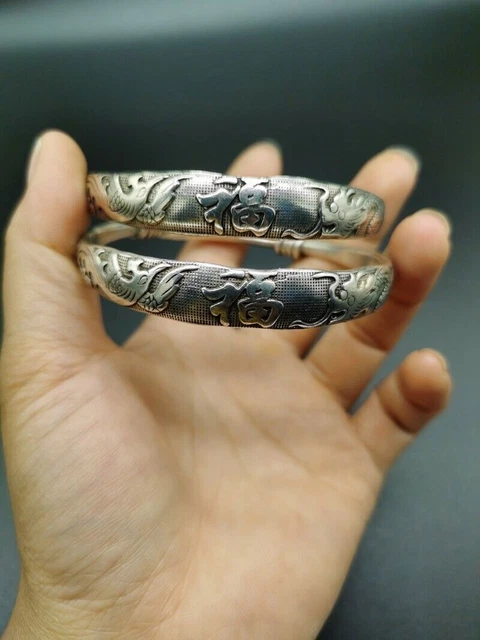 Exquisite Old Chinese tibet silver handcarved Dragon phoenix bracelet pair 9025
