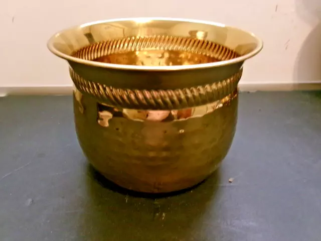 Vintage Hammered Brass Planter Flower Pot Decor Decorative  7" Diameter X 5 1/2"