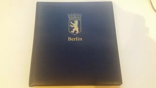 komplette Berlin Sammlung 1977-90 (Mi-Nr. 532-879) im Safe Dual Länderwappen.