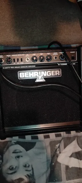 Amplificador Guitarra Behringer Gm108