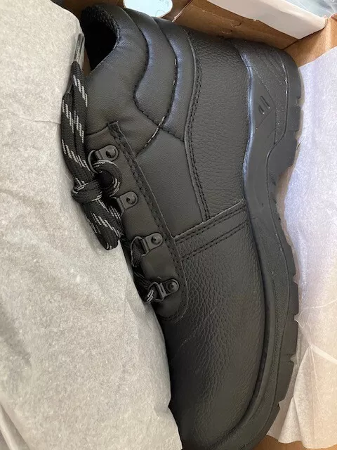 MEN'S WORK BOOTS - black Chukka boot style. PPE standard. Brand new ...