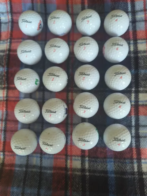 20 Titleist Dt Trusoft Golf balls