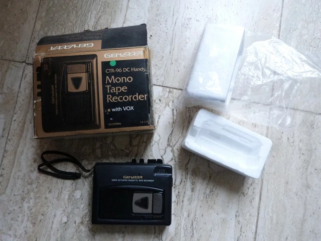 Magnetophone portatif mono National Matsushita (Panasonic