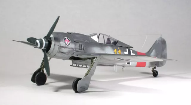 Focke Wulf Fw 190A-8 Dragon 1/48 (gebautes Modell)