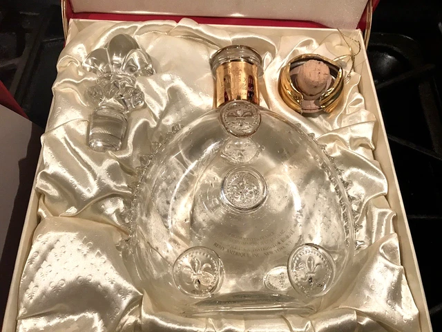 Remy Martin Louis XIII Cognac Baccarat Crystal  Empty Bottle w box  750ml
