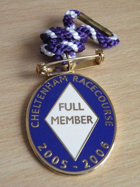 2005/06 Cheltenham Full Members Badge