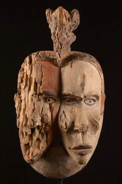 9239 African Authentic Bakongo Mask DR Congo