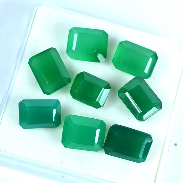 41 CT Beau Vert Naturel Onyx 8 Pièces Émeraude Coupe Forme Libre Gemme