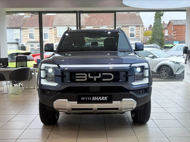 BYD SHARK 1.5 DMO 32.2kWh Auto 4WD (s/s) 4dr Pickup Hybrid Automatic £ ...