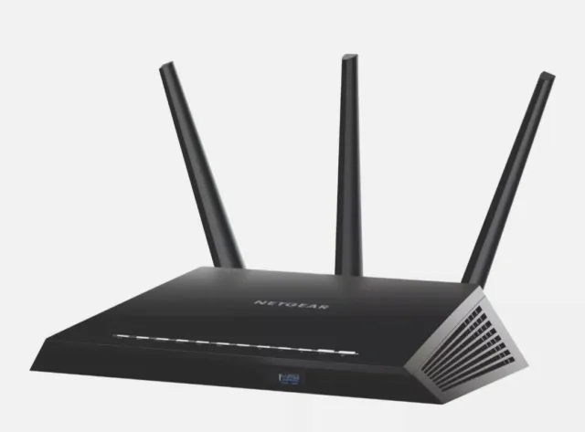 NETGEAR Smart Wi-Fi Router Nighthawk AC1900 R7000 For Gaming & Streaming
