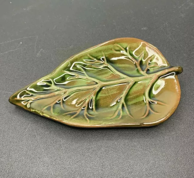 L’Occitane Glazed Leaf Trinket Tray Green Decorative Makeup Collectible Small 5”