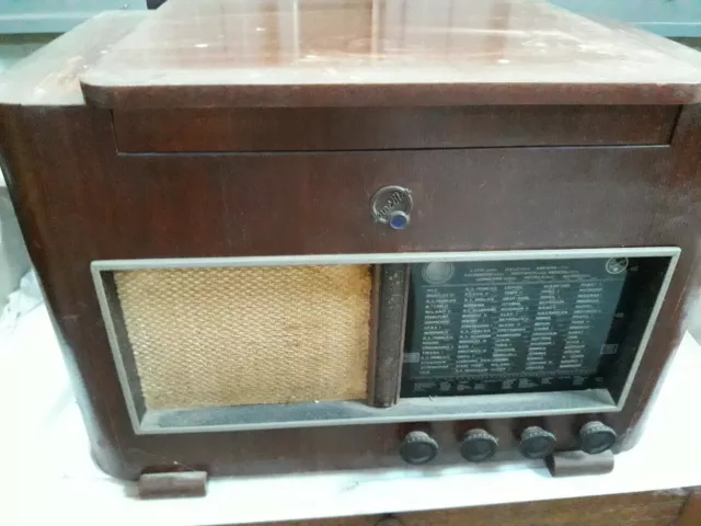 Ancien Poste De Radio "Point Bleu"  Avec Tourne-Disques