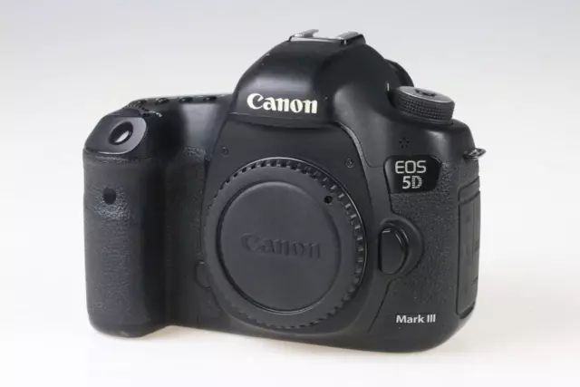 CANON EOS 5D Mark III - SNr: 063024025066