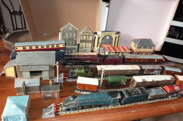 JOUET ANCIEN lot train dublo ho hornby loco vapeur pacific gresley wagons