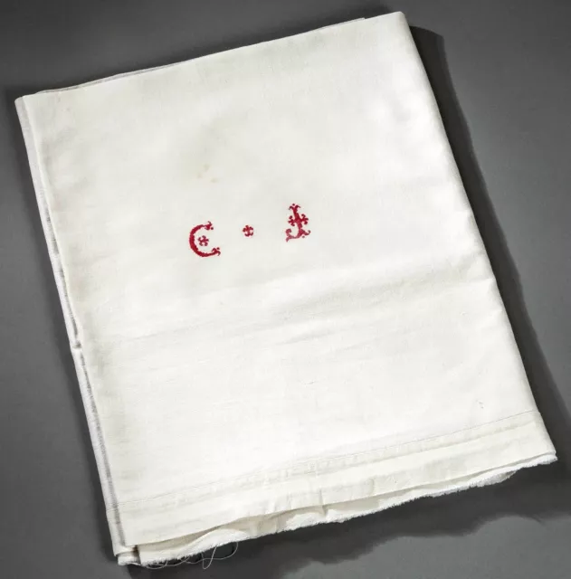 COUPON DE TISSU ANCIEN BRODÉ MAIN MONOGRAMME CJ COUVERTE DRAP 19e COTON