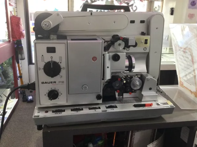 Bauer P6 Synchron 16mm Projector- No Reels or Film (CJL053555) 2