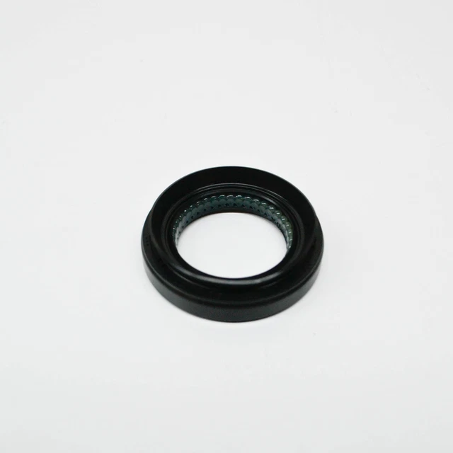 Genuine Vauxhall Driveshaft Oil Seal (Right Side) For Vivaro & Movano - OEM 9109274