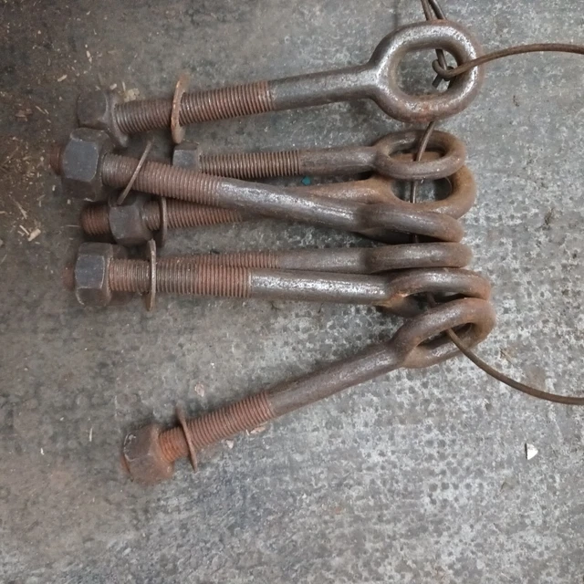 Lot De 3 Burins Et Fendoirs Anciens En Fer Forgé – Outils D'occasion