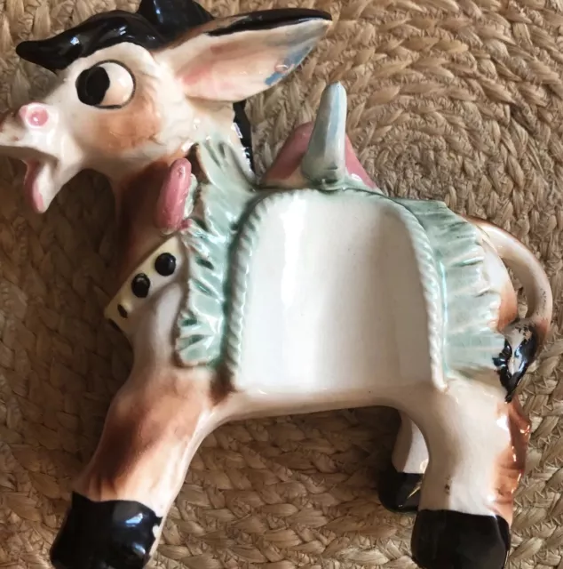 Big Eyes Comical Mid-century Mule Donkey Burro Hooks to hold cups 6x5x3 Ceramic