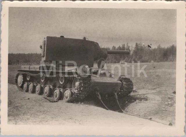 FOTO, WK2, BEUTE KW-II Panzer bei Rostow, Russland, XT55089 EUR 5,50 ...