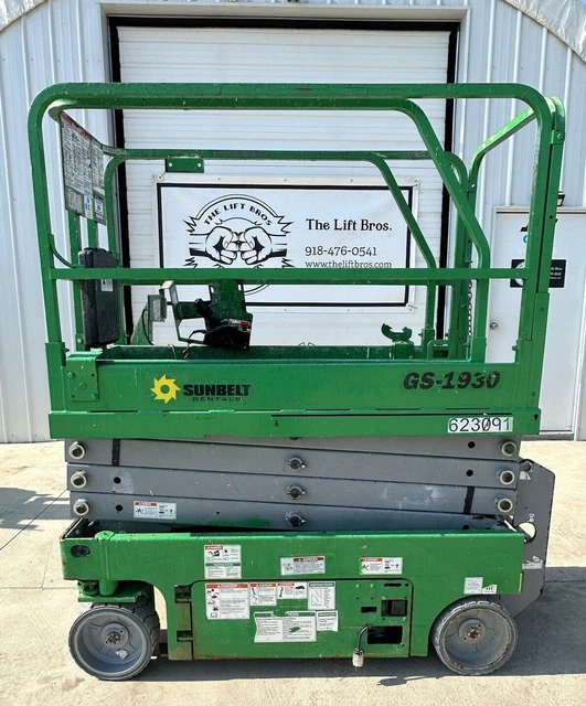2014 Genie GS1930 Scissor lift Manlift Aerial Vertical Mast lift Skyjack JLG