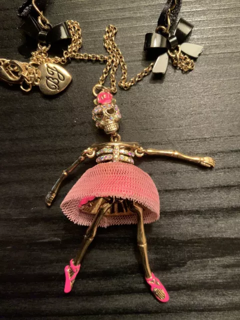 Betsey Johnson Dragon Slayer Skeleton Necklace Rare - 7