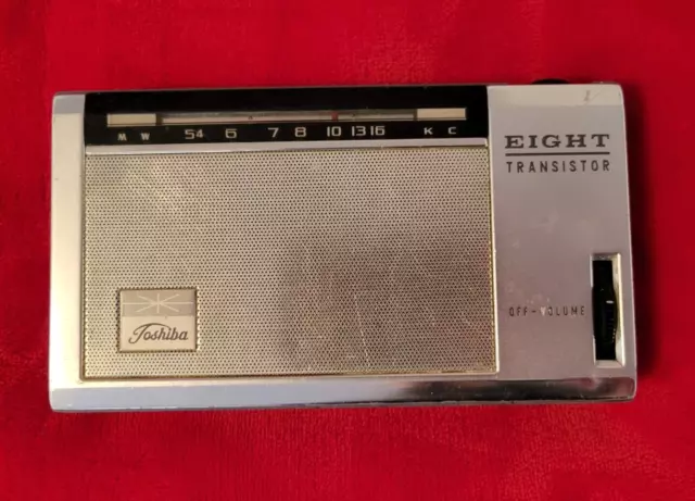 Vintage 1960s Toshiba 8 Transistor AM Radio 8TM-613 Tested & Working