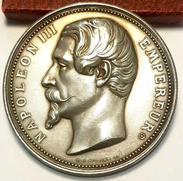 PIECE MONNAIE FACTICE Medaille Feve Metal Napoleon Iii EUR 3,99