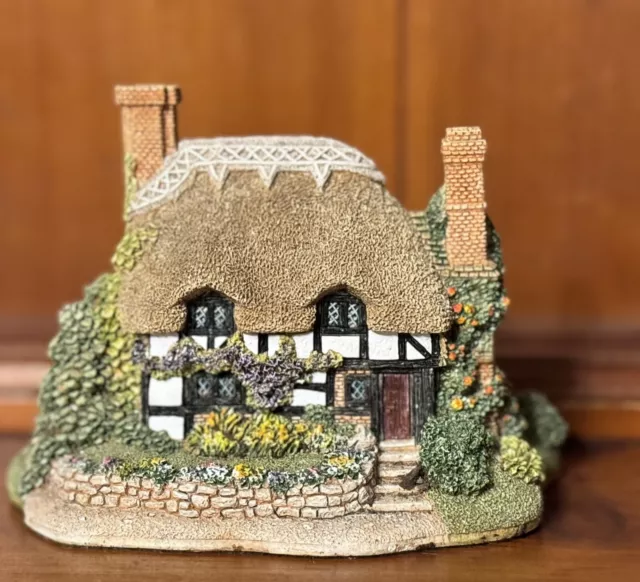 Lilliput Lane English Cottage Collection South East Marigold Meadow