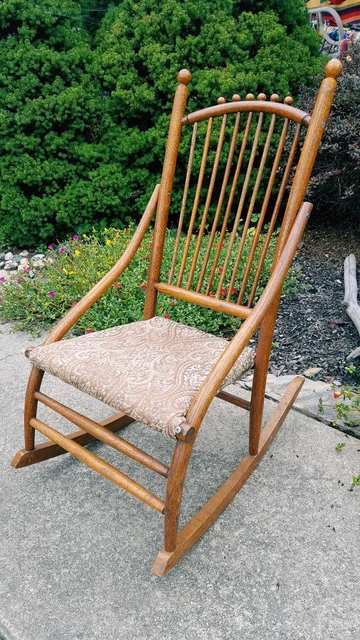 19C LATE 1800S Spindle Back Antique Rocking Chair Sewing Rocker